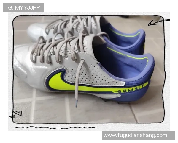 足球明星训练时选择的专业鞋款揭秘 提升表现的秘密武器